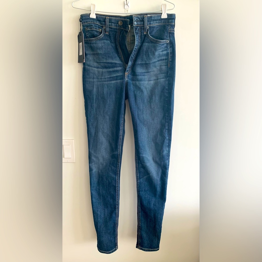 Brand new rag & bone jeans size 28